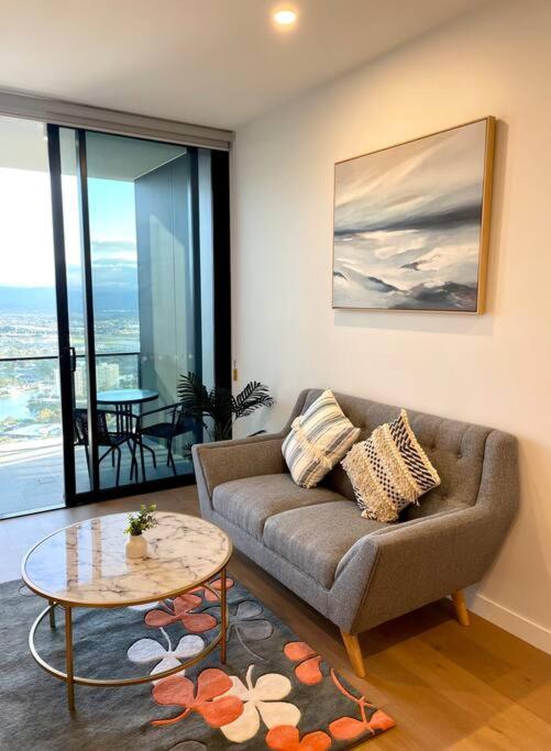 New Impressive 180° River View 1 Bed Apt With Pool 47F Apartment โกลด์โคสต์ ภายนอก รูปภาพ